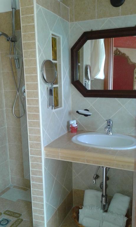 Olimpo Palace Affittacamere Scilla Habitación foto