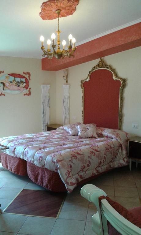 Olimpo Palace Affittacamere Scilla Habitación foto